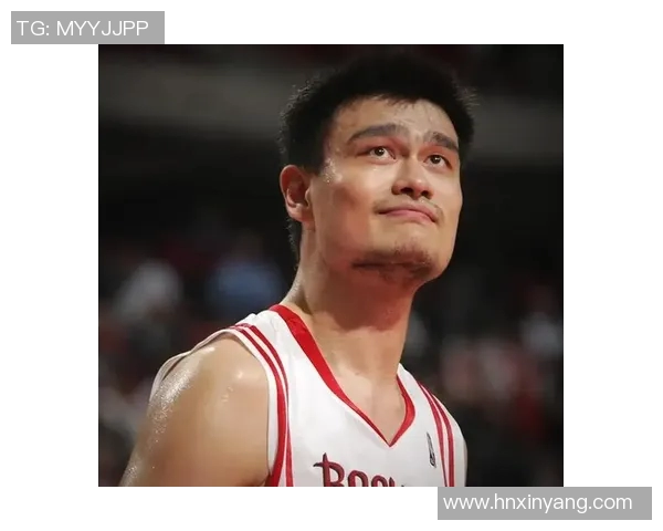 姚明远投技巧揭秘:如何在篮球场上展现完美投篮姿势与精准度 姚明远投技巧揭秘:如何在篮球场上展现完美投篮姿势与精准度